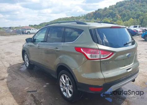 2013 Ford Escape Se z USA, uszkodzony, nr VIN 1FMCU9G94DUC22562